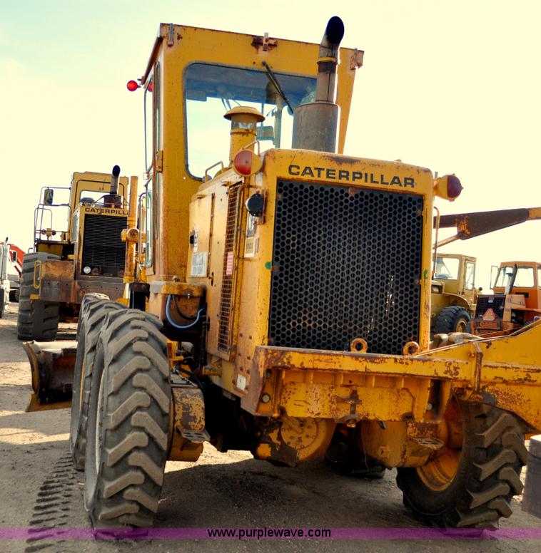 image for item A5749 1976 Caterpillar 120G motor grader