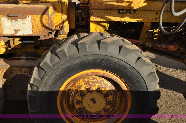 image for item A5749 1976 Caterpillar 120G motor grader