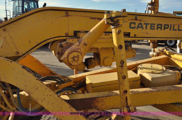 image for item A5749 1976 Caterpillar 120G motor grader