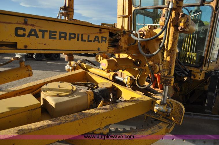 image for item A5749 1976 Caterpillar 120G motor grader