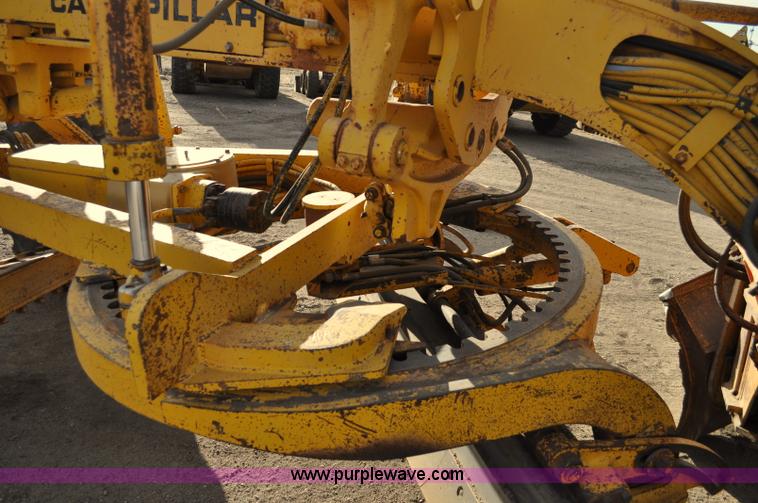 image for item A5749 1976 Caterpillar 120G motor grader