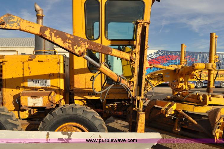 image for item A5749 1976 Caterpillar 120G motor grader