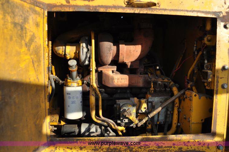 image for item A5749 1976 Caterpillar 120G motor grader