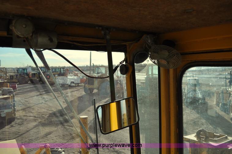 image for item A5749 1976 Caterpillar 120G motor grader