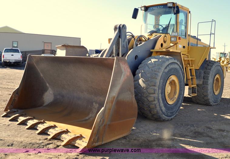 image for item A5750 Volvo L220D wheel loader