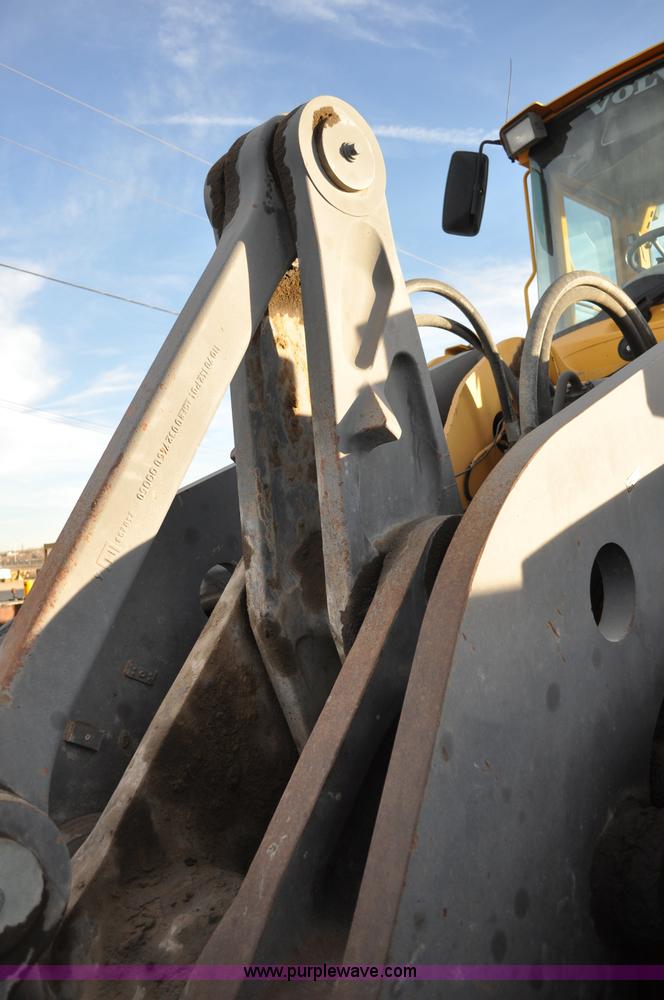 image for item A5750 Volvo L220D wheel loader