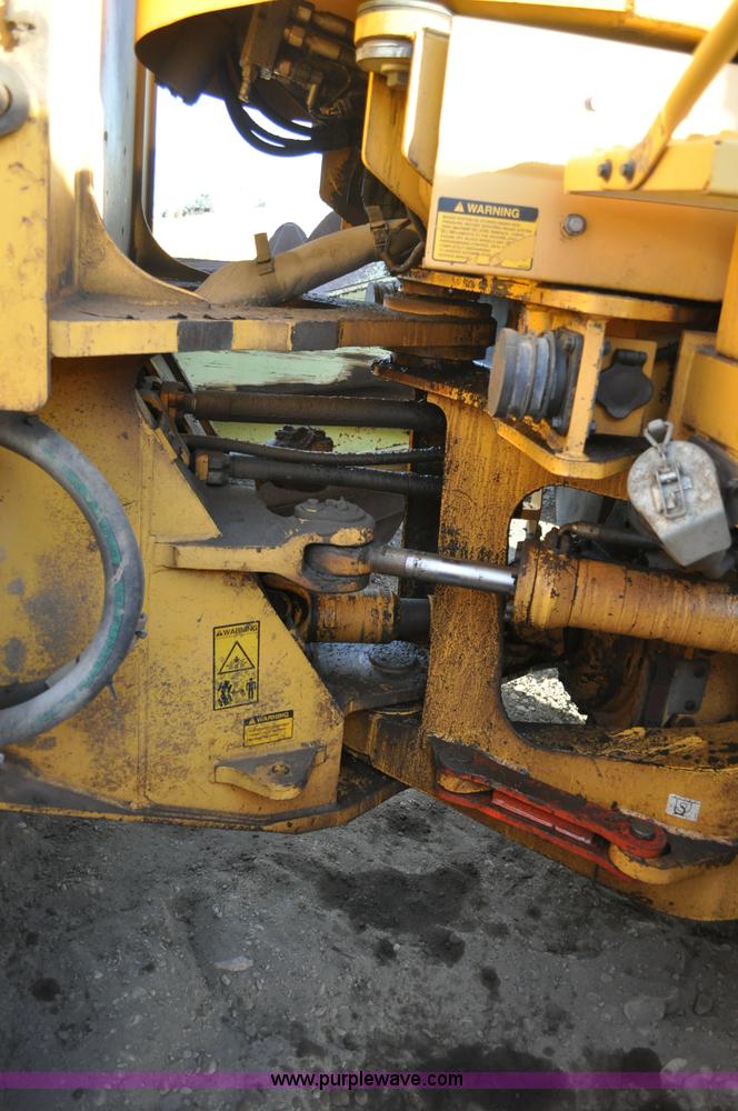 image for item A5750 Volvo L220D wheel loader