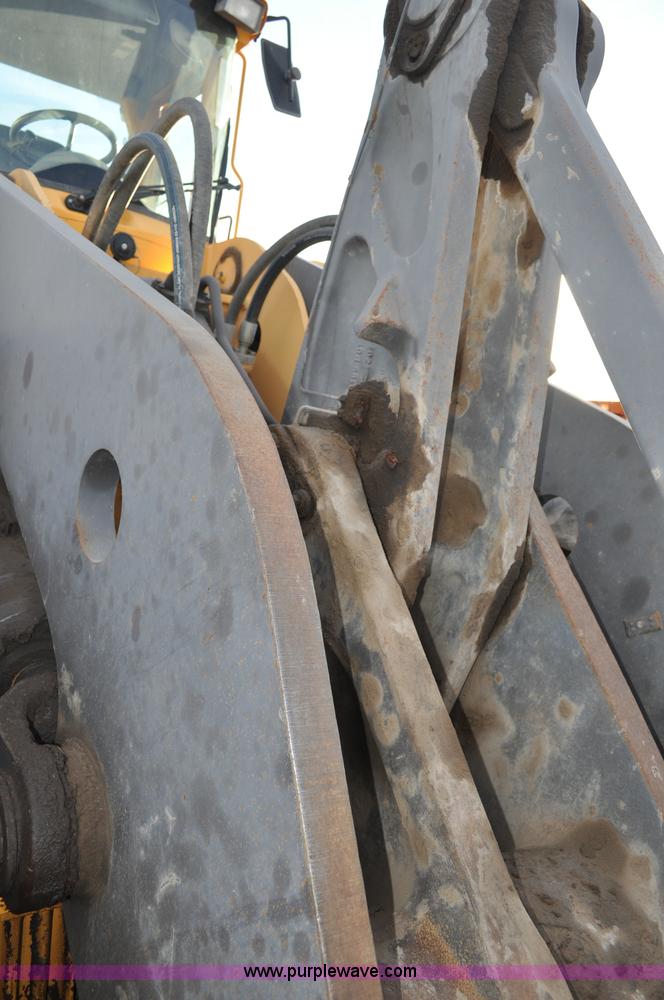 image for item A5750 Volvo L220D wheel loader