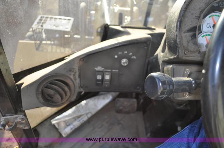 image for item A5751 2005 Caterpillar 930G wheel loader