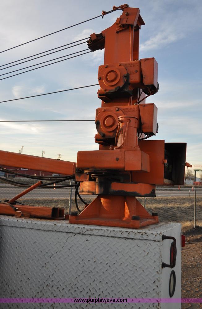 image for item A5752 1992 Ford F350 Custom service truck