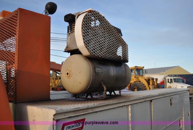 image for item A5752 1992 Ford F350 Custom service truck