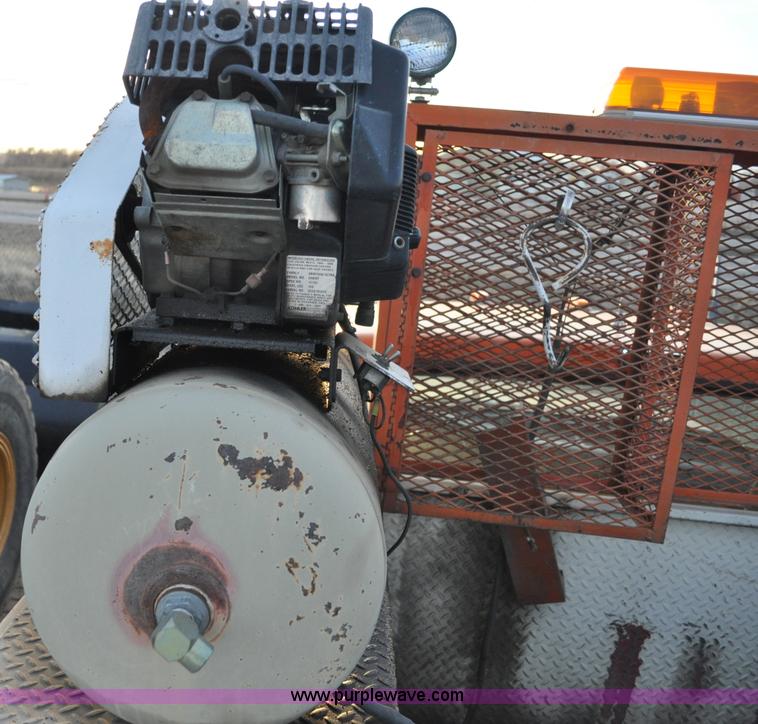 image for item A5752 1992 Ford F350 Custom service truck