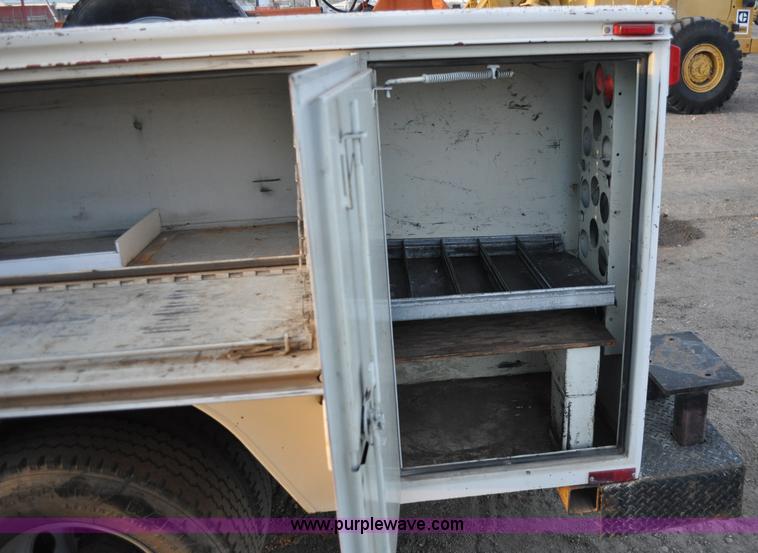 image for item A5752 1992 Ford F350 Custom service truck