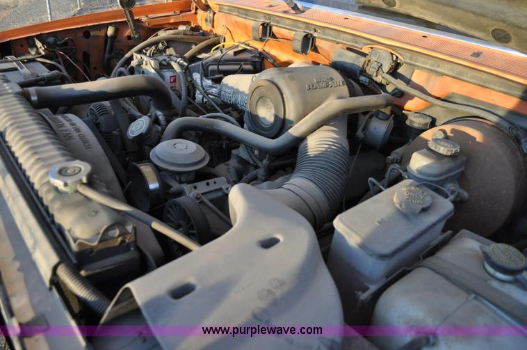 image for item A5752 1992 Ford F350 Custom service truck