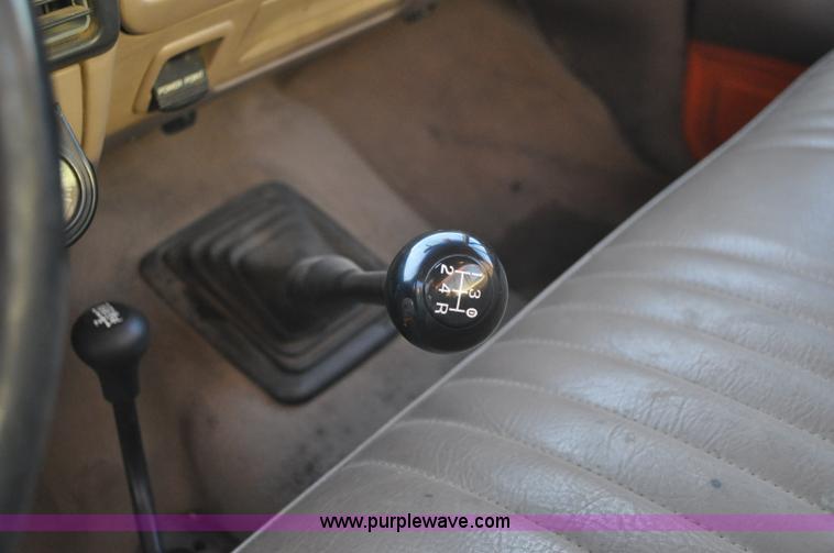 image for item A5752 1992 Ford F350 Custom service truck