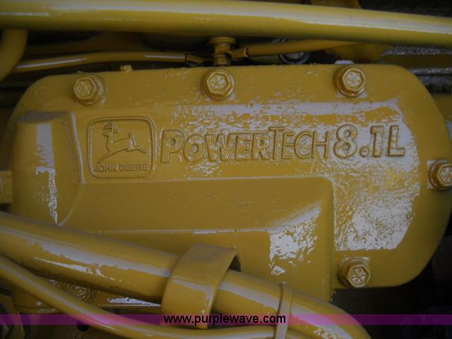 image for item A5753 1998 John Deere 772CH motor grader