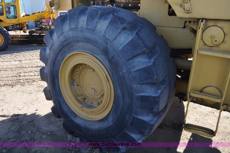 image for item A5754 1977 Caterpillar 980B wheel loader