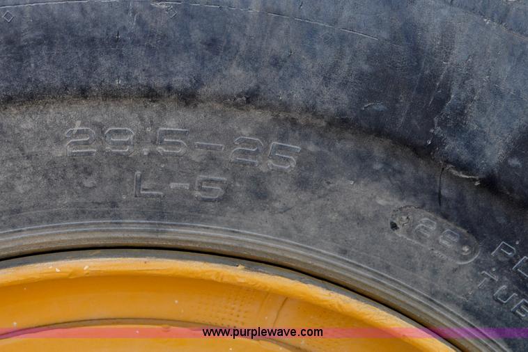 image for item A5754 1977 Caterpillar 980B wheel loader