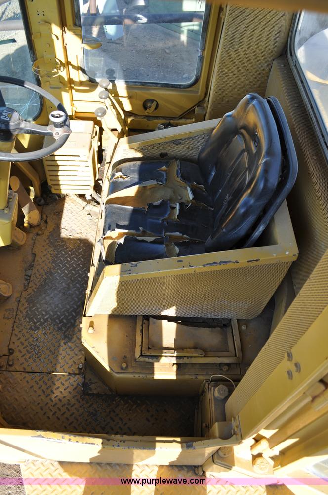 image for item A5754 1977 Caterpillar 980B wheel loader