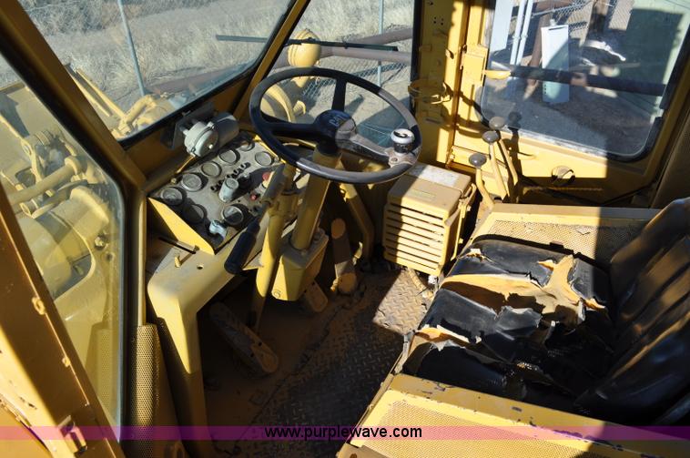 image for item A5754 1977 Caterpillar 980B wheel loader