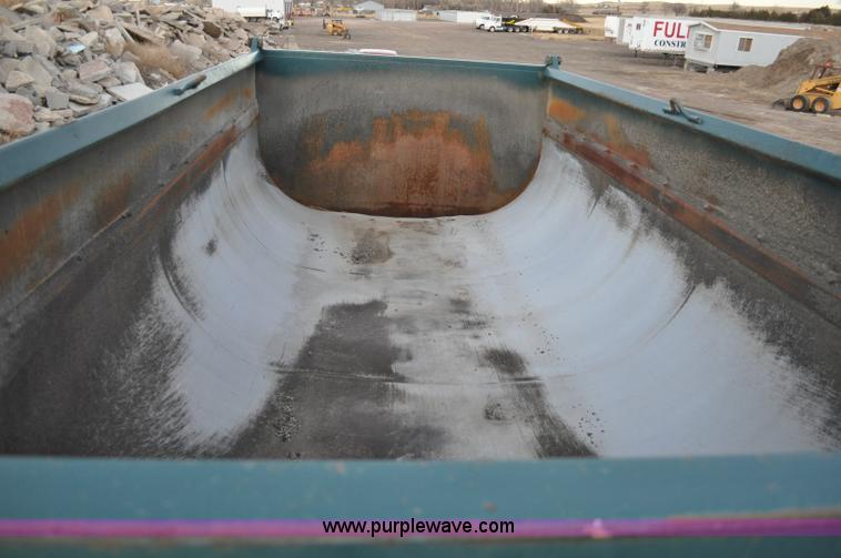 image for item A5755 1991 Westco 22' transfer trailer