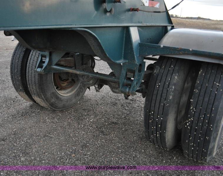 image for item A5756 1991 Westco 25' transfer trailer