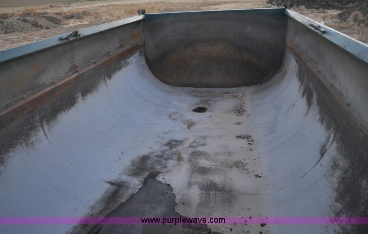 image for item A5756 1991 Westco 25' transfer trailer