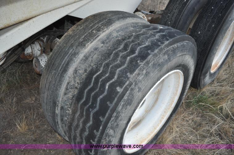 image for item A5757 1999 Western 35' end dump trailer