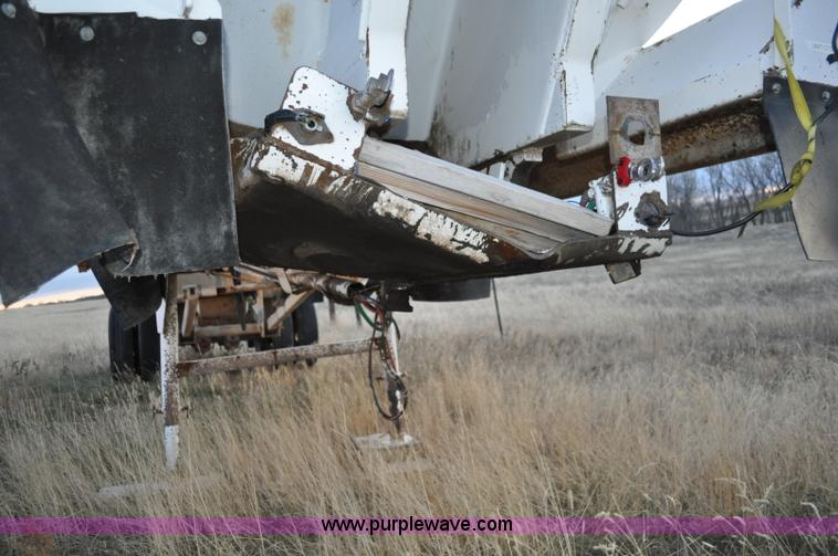 image for item A5757 1999 Western 35' end dump trailer