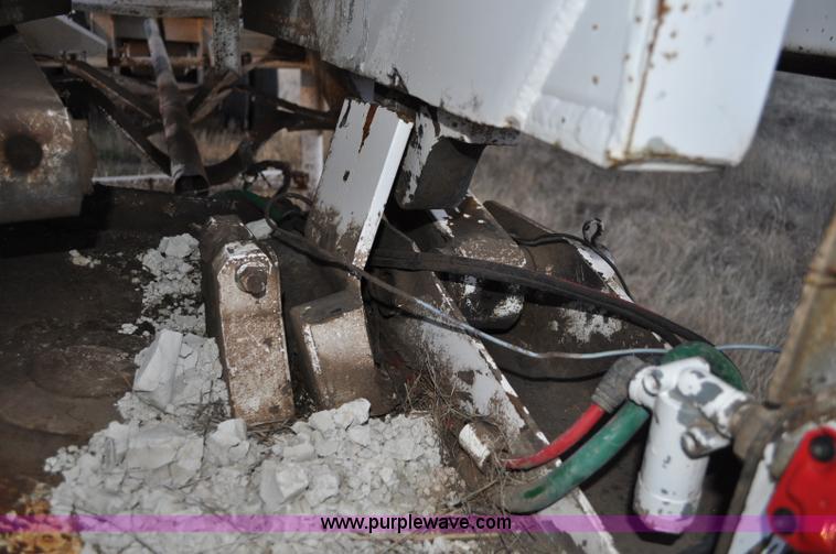 image for item A5757 1999 Western 35' end dump trailer