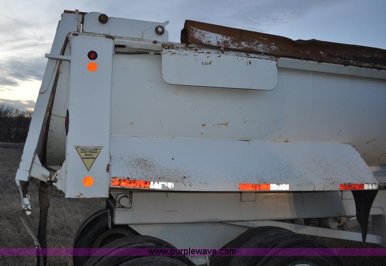 image for item A5757 1999 Western 35' end dump trailer