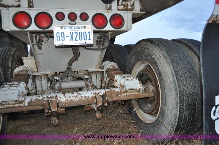 image for item A5757 1999 Western 35' end dump trailer