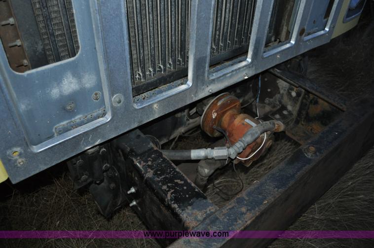 image for item A5758 1979 International F2574 dump truck