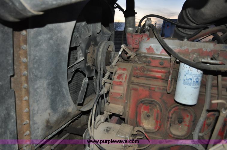 image for item A5758 1979 International F2574 dump truck