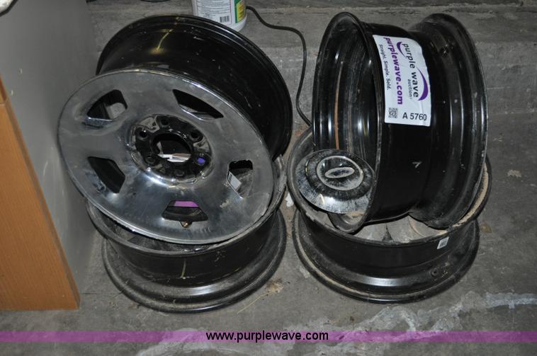 image for item A5760 Ford 6-bolt rims