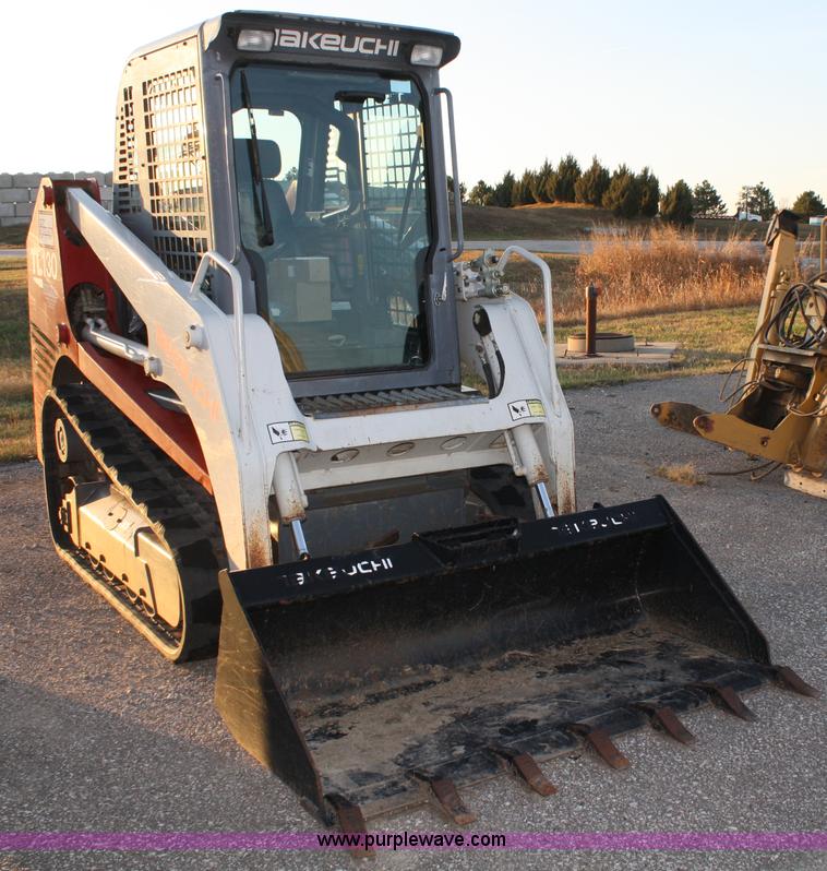 image for item A6541 2005 Takeuchi TL130 compact track loader
