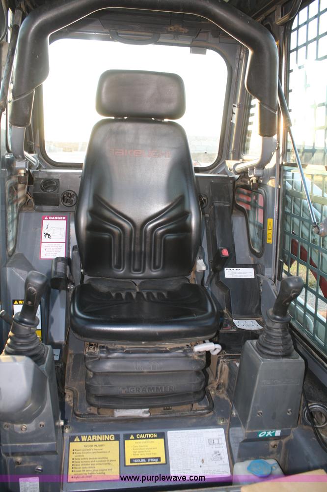 image for item A6541 2005 Takeuchi TL130 compact track loader