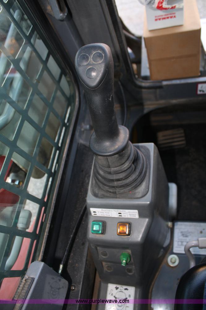 image for item A6541 2005 Takeuchi TL130 compact track loader