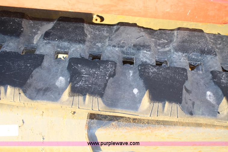 image for item A6541 2005 Takeuchi TL130 compact track loader