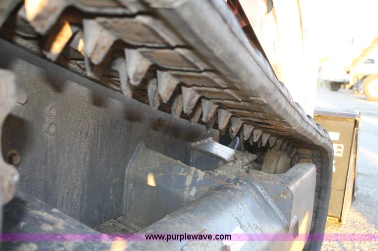 image for item A6541 2005 Takeuchi TL130 compact track loader