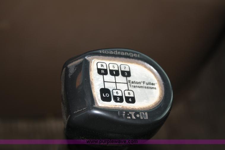 image for item A6543 1995 Ford L8000 truck with dump bed