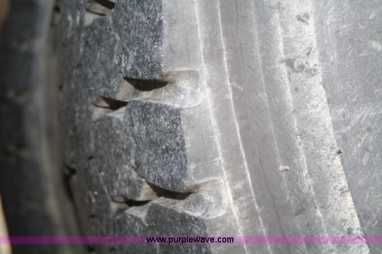 image for item A6548 1990 International 7100 service truck