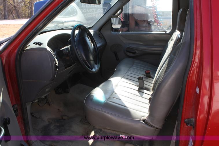 image for item A6549 1997 Ford F250 XL pickup truck