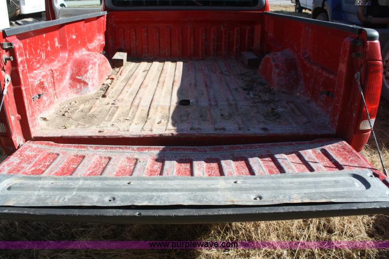 image for item A6549 1997 Ford F250 XL pickup truck