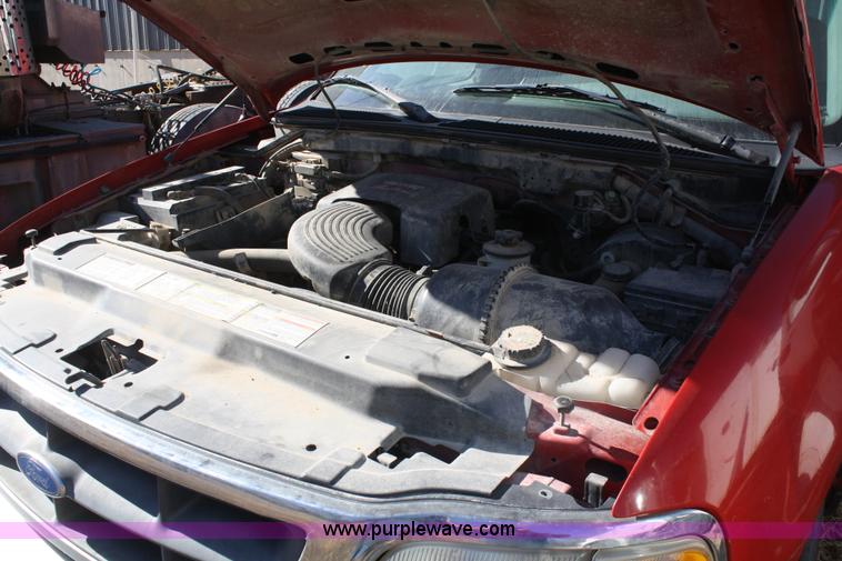 image for item A6549 1997 Ford F250 XL pickup truck