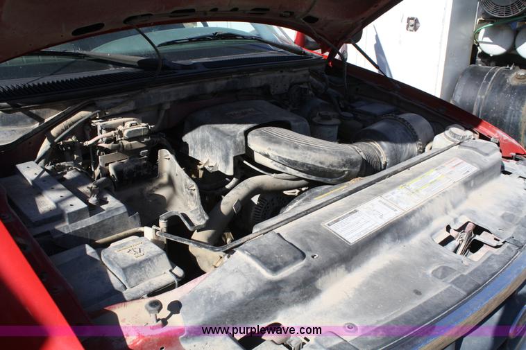 image for item A6549 1997 Ford F250 XL pickup truck