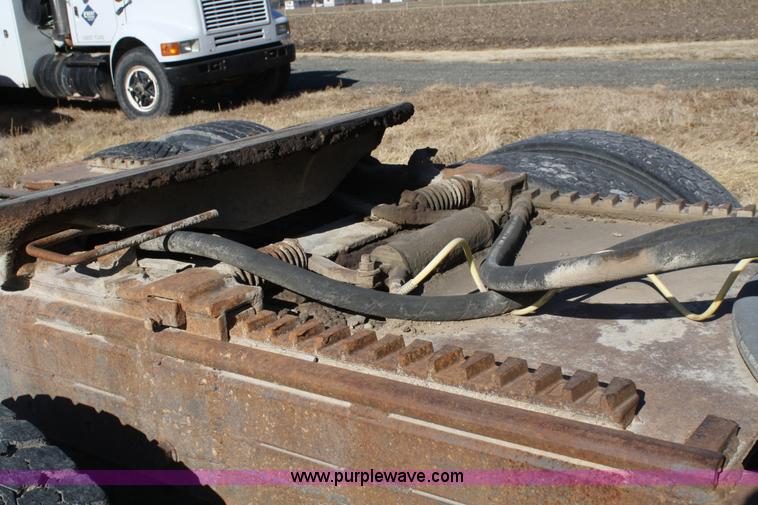 image for item A6550 1988 Ford LTA9000 Aero Max 106 semi truck