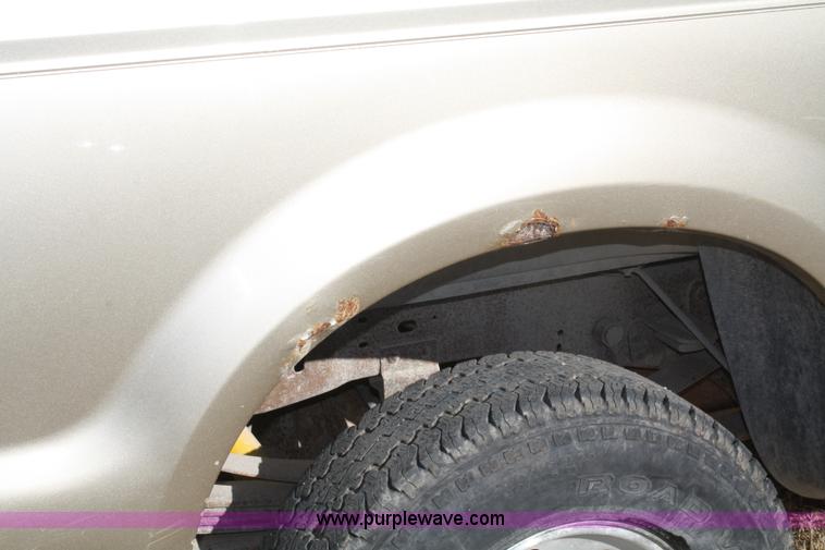 image for item A6552 2000 Ford F250 XLT SuperDuty extended cab pickup