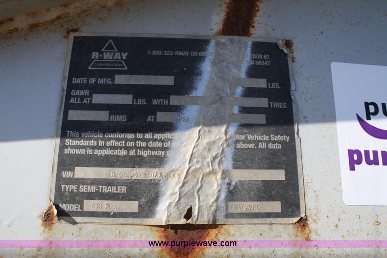 image for item A6553 1990 R-way 4021TA belly dump trailer