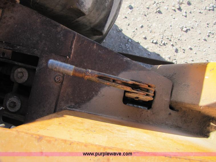 image for item B2121 Case 586C rough terrain forklift